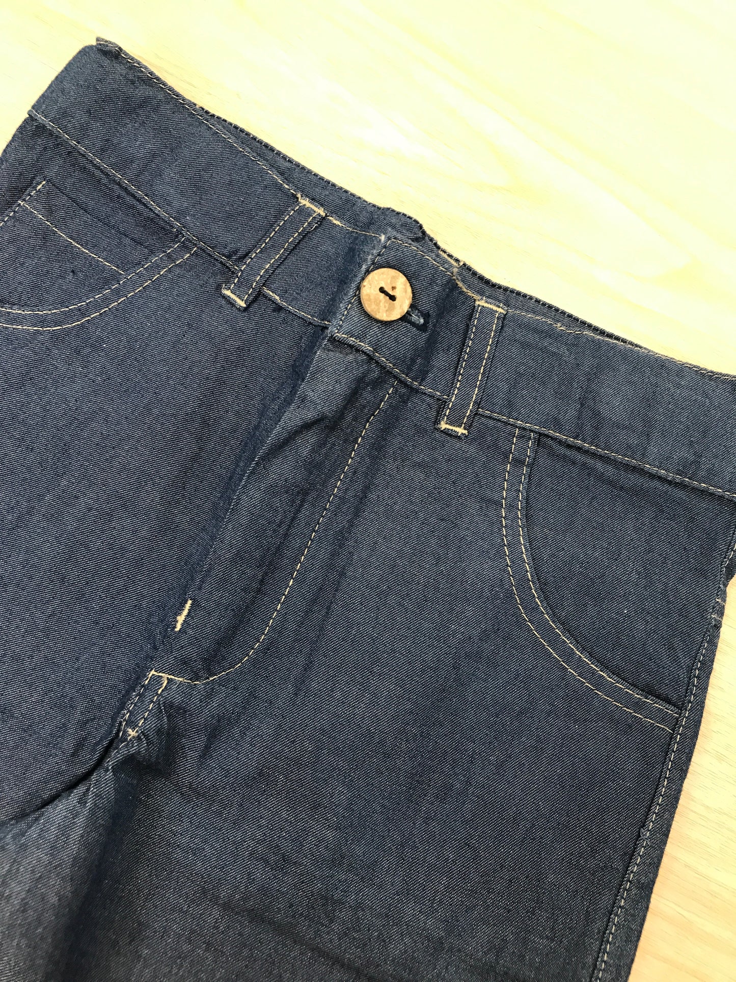Pantalone Coccodè in cotone effetto jeans con tasche sul davanti
