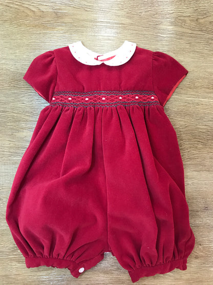 Pagliaccetto Les Enfants de Gisele in velluto rosso mezza manica colletto bianco con pois rossi e punto smock ricamato al centro