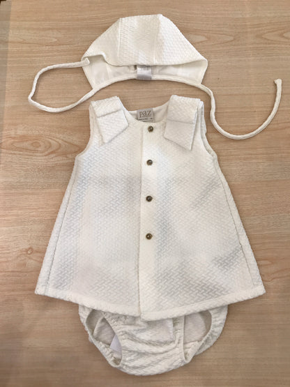 Abito Paz Rodriguez in cotone smanicato con fiocchi sulle spalline con culotte con cuffietta abbinata con laccetti