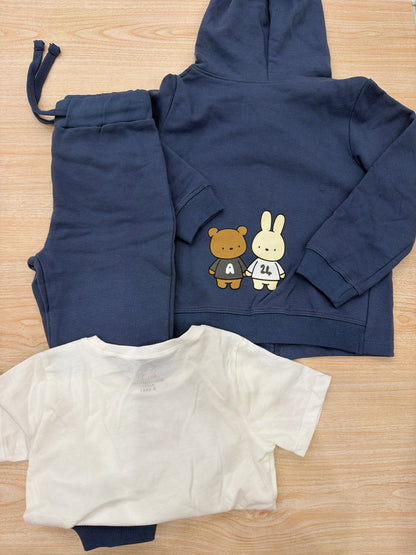 Tuta AVentiQuattrore in cotone avio tre pezzi t-shirt felpina e pantalone lungo con sacca abbinata decorato da orsetti