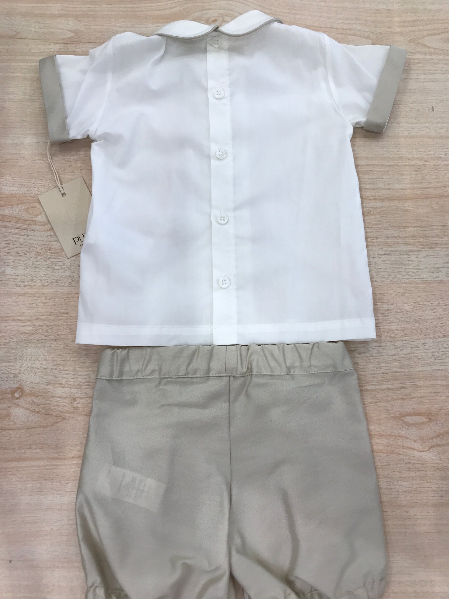 Completo Pure due pezzi in cotone camicia mezza manica con profilo tortora con bottoncini con bermuda a sbuffo