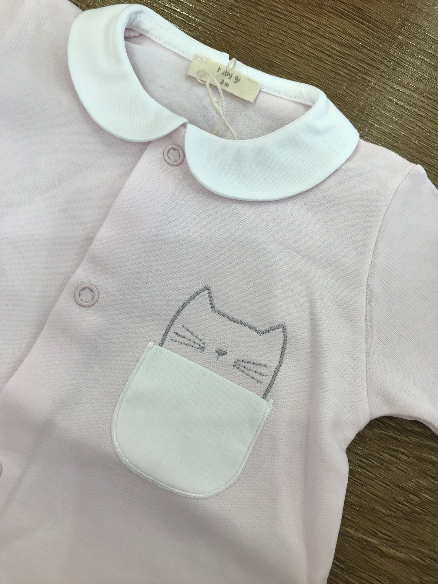 Tutina Baby Gi in cotone rosa con gattina laterale