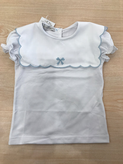 T-Shirt Fofettes in cotone mezza manica a sbuffo con collo rifinito in celeste smerlato con fiocchetto centrale celeste