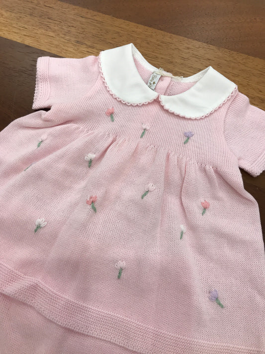 Completo Baby Lord in filo rosa due pezzi mezza manica con fiorellini ricamati sul davanti