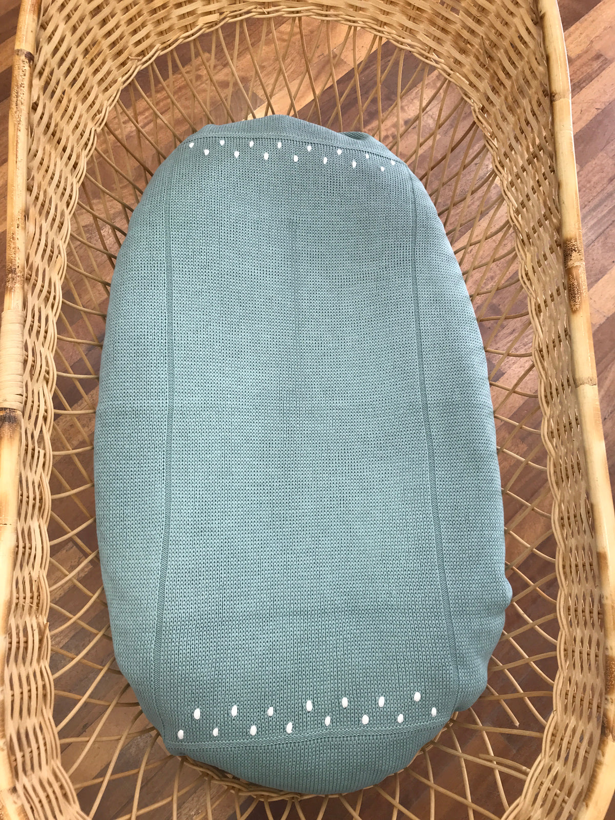 Coperta Fofettes verde menta con profilo panna e pois in rilievo