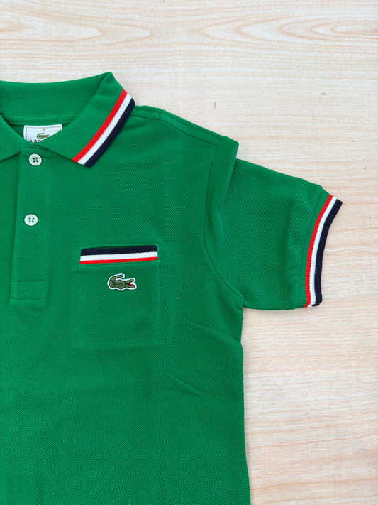 Polo Lacoste in cotone mezza manica con bottoncini e logo ricamato lateralmente unisex