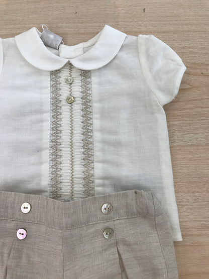 Completo Paz Rodriguez camicia mezza manica con lavorazione centrale tortora con pantalone corto tortora