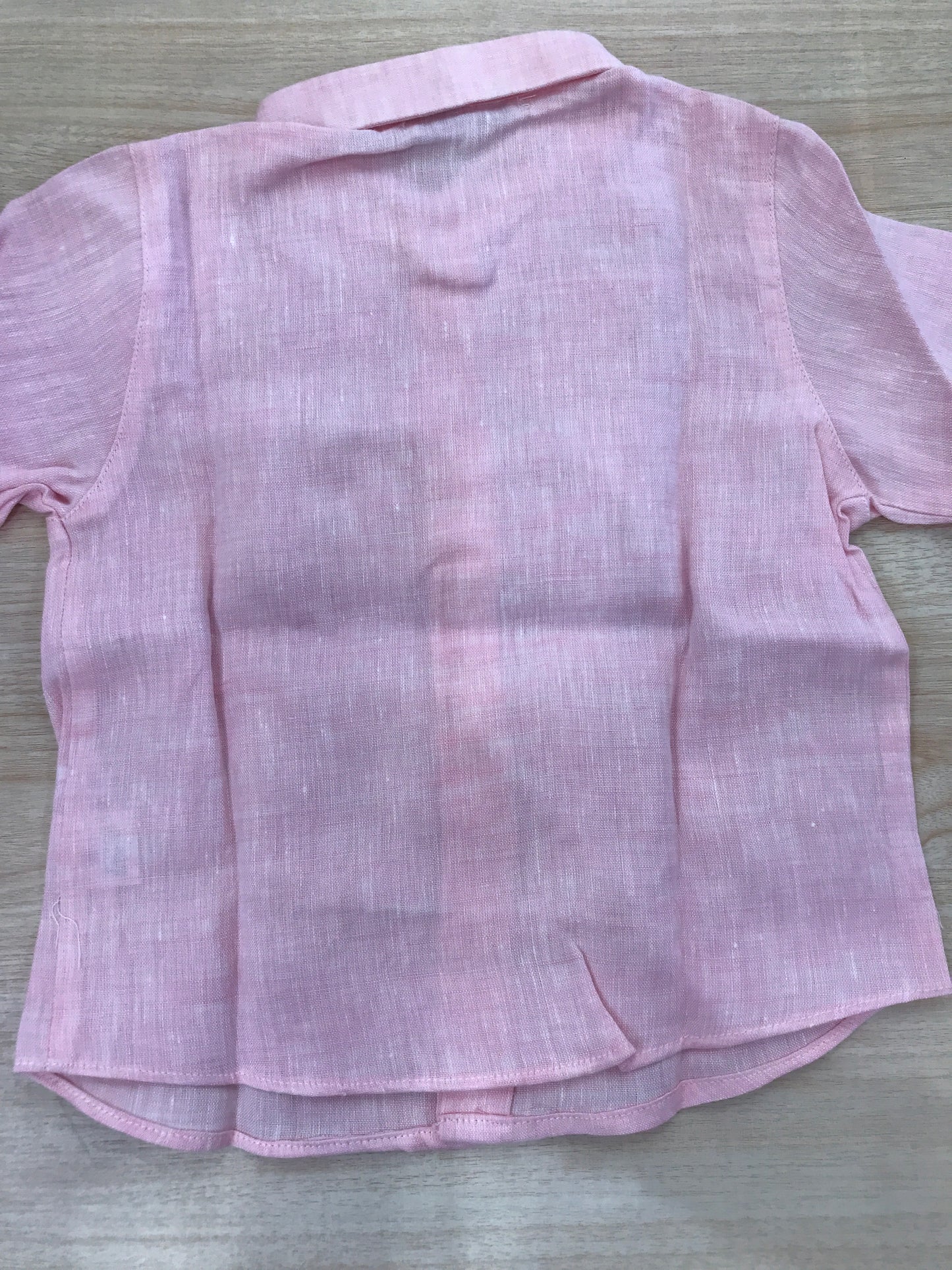 Camicia Bebè di Almy in lino manica lunga con colletto a punta con bottoncini sul davanti