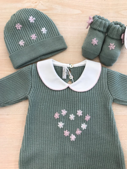Tutina Baby Lord in lana manica lunga gamba lunga a costa inglese con cuore ricamato da margherite e colletto rifinito in rosa