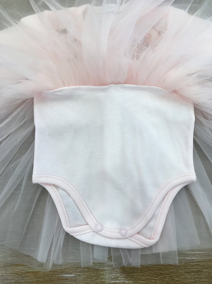 Abito Sofija in caldo cotone manica lunga con fiori e tulle rosa
