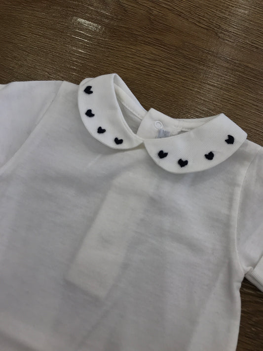 Body Colibrì in cotone mezza manica con collo tondo con cuori blu ricamati