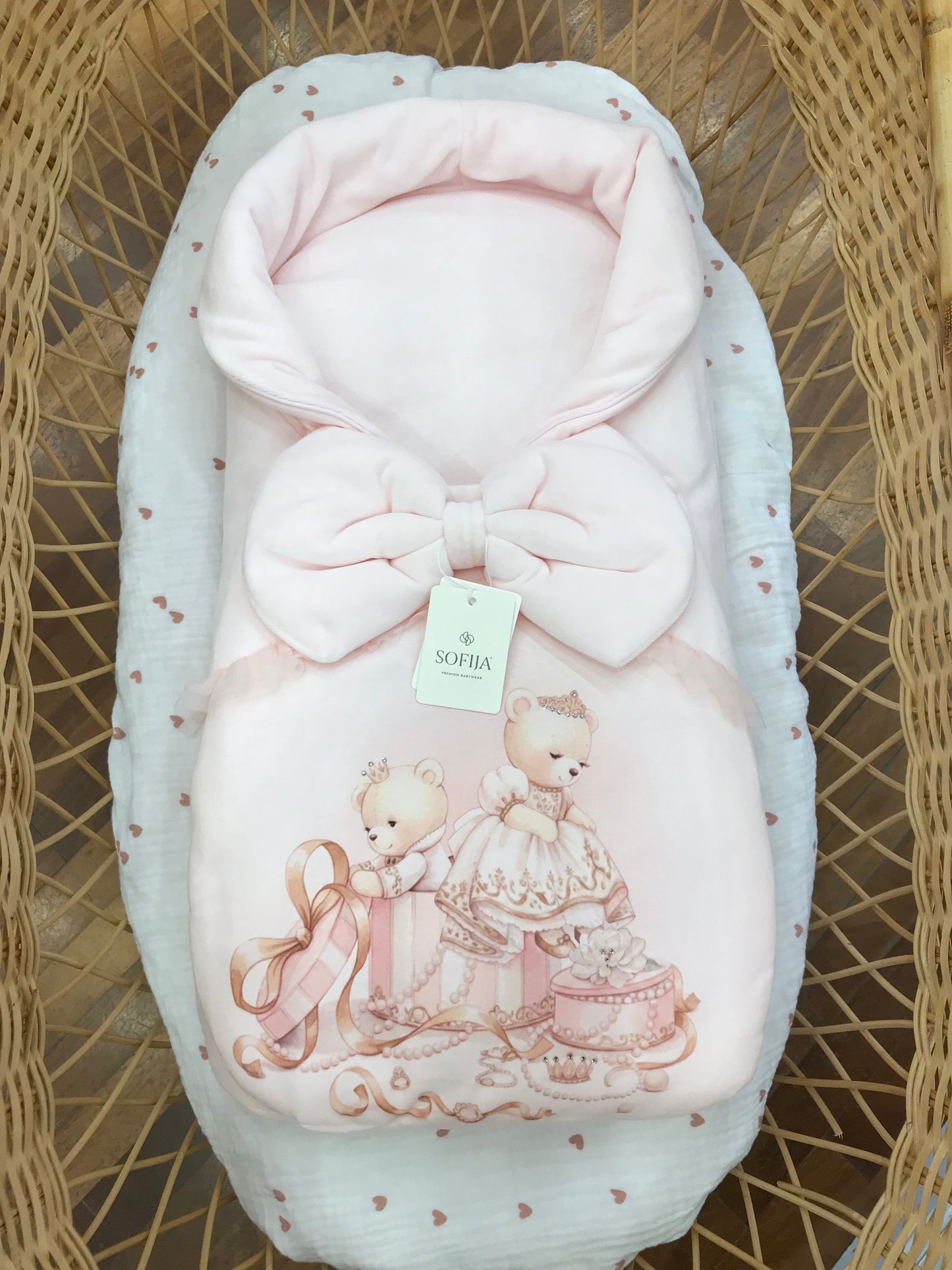 Sacco nanna Sofija in ciniglia imbottito rosa con fiocco centrale e orsetti