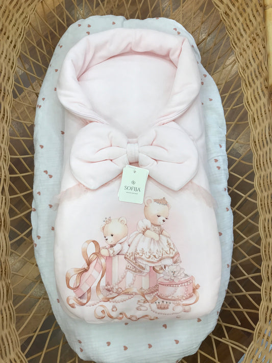Sacco nanna Sofija in ciniglia imbottito rosa con fiocco centrale e orsetti
