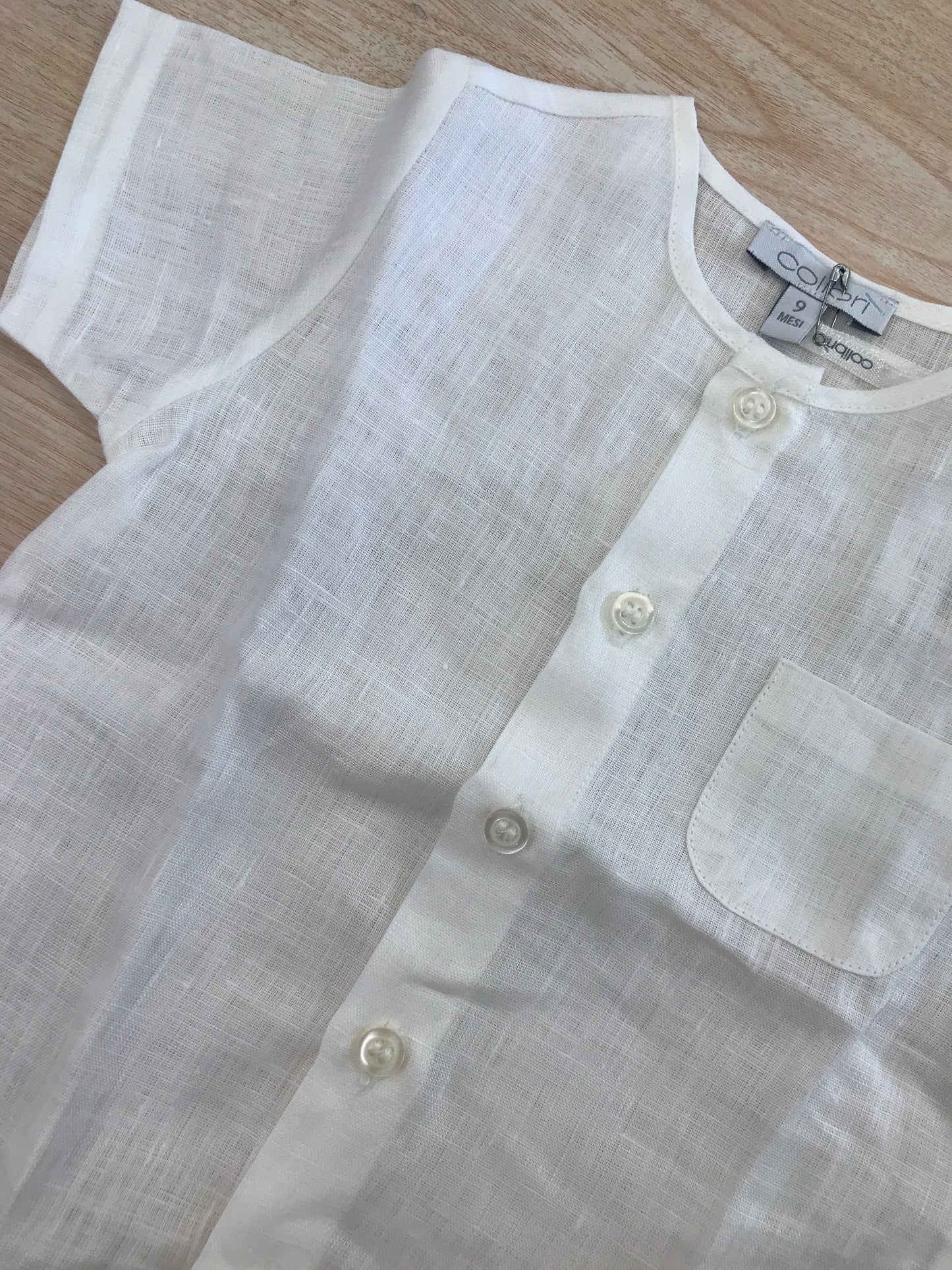 Camicia Colibrì in lino mezza manica con taschino laterale e bottoncini sul davanti
