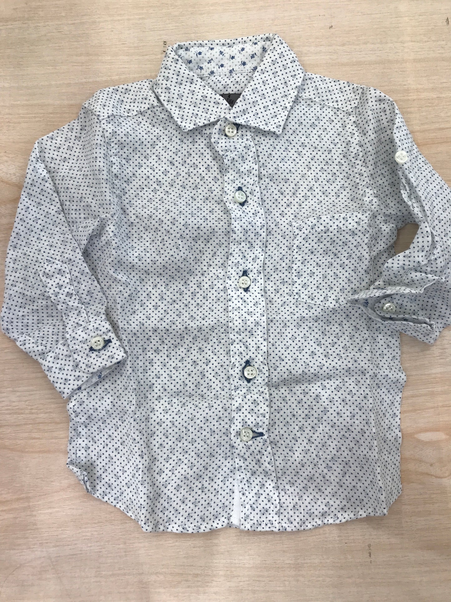 Camicia Croce Fisso Milano manica lunga con colletto a punta piccoli bottoncini e pois blu