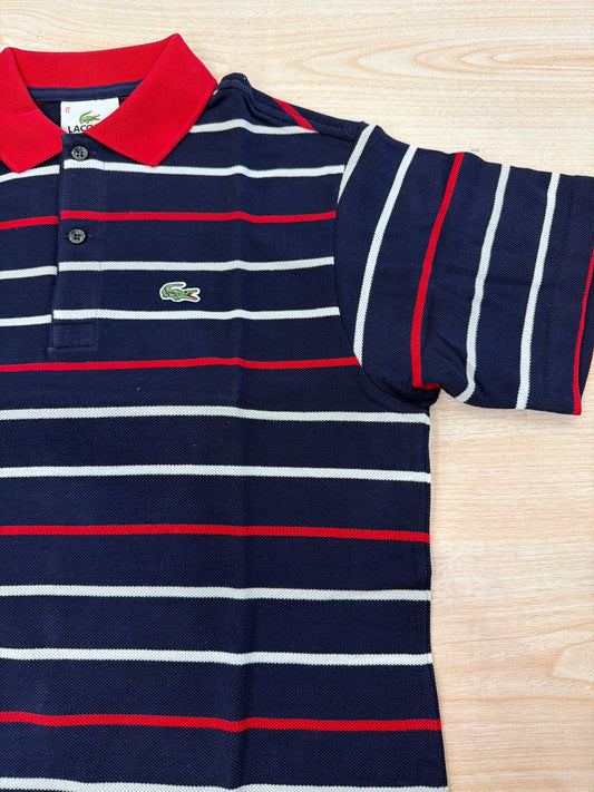 Polo Lacoste in cotone mezza manica con bottoncini e logo ricamato lateralmente unisex
