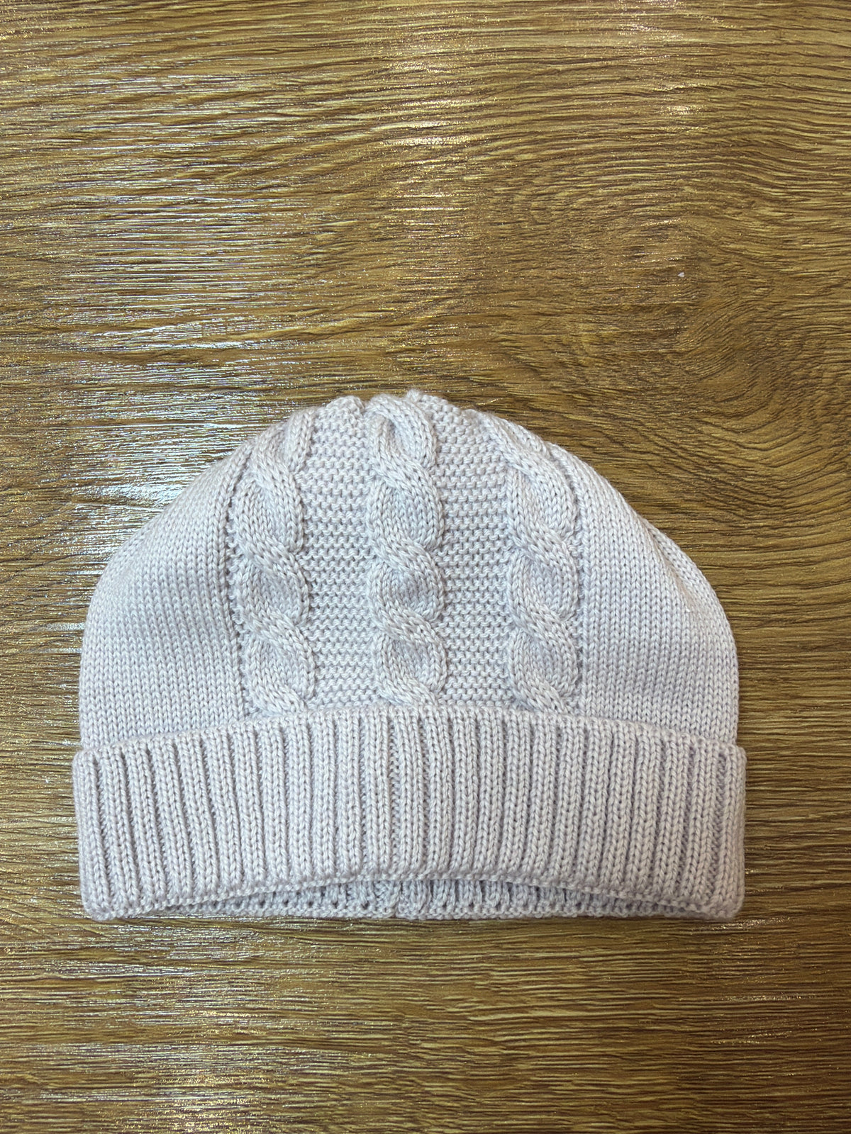 Cappello Baby Lord in lana grigio con risvolto e lavorazione di trecce sul davanti