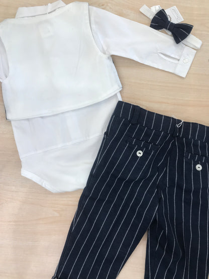 Completo Coccodè in cotone pantalone lungo panciotto blu scuro a righe con camicia bianca a body con papillon abbinato