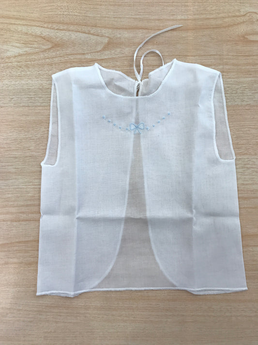 Camicino Baby gi in cotone bianco smanicato con pois e fiocchetto celeste ricamato al centro sul davanti