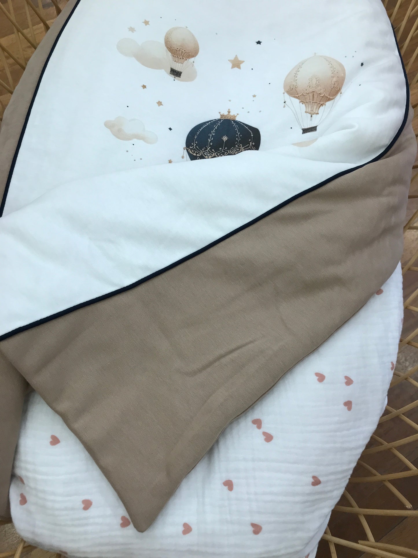 Coperta Sofija in caldo cotone imbottita con mongolfiere