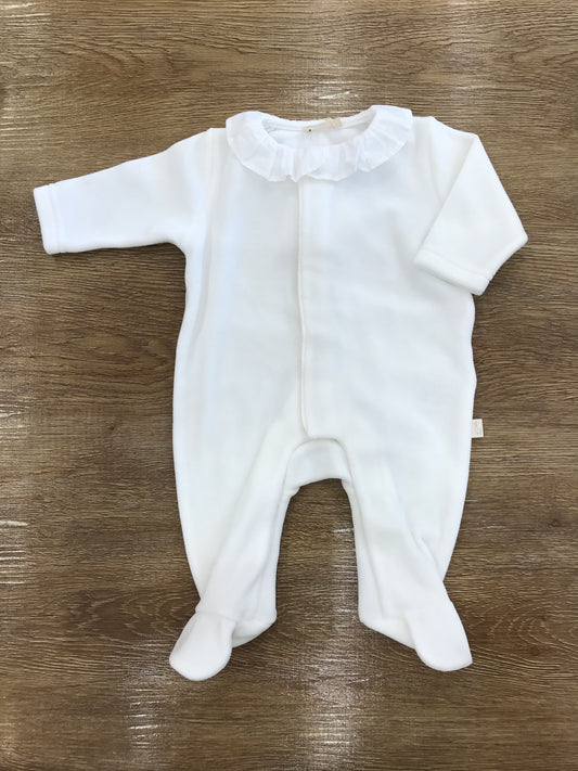 Tutina Baby Gi panna intera in ciniglia con ali sul retro e rusche al colletto