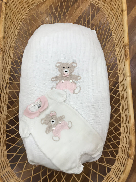 Coordinato nascita Colibrì in filo bianco con orsetti ricamati con dettagli rosa
