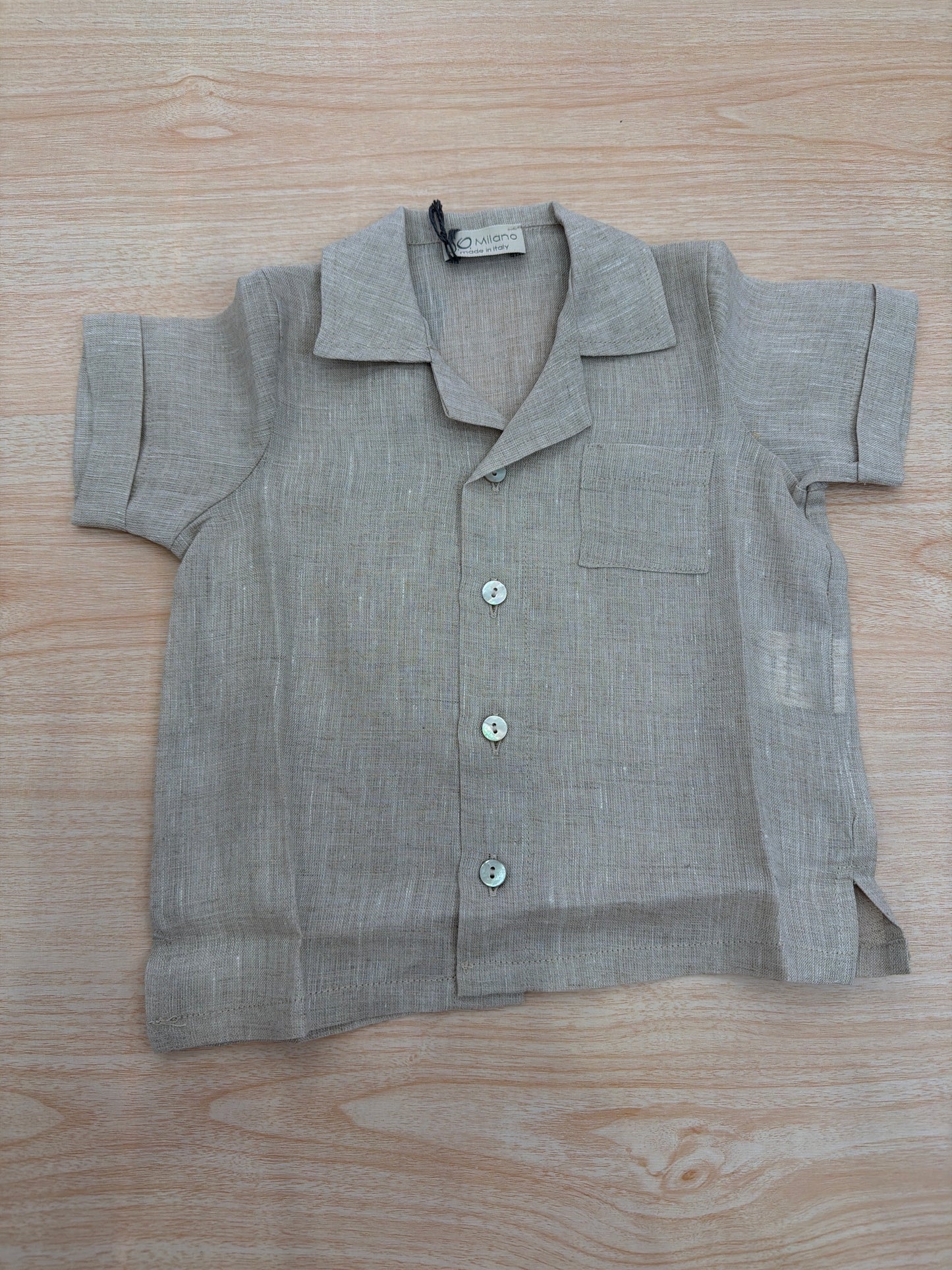 Camicia Jo Milano mezza manica in lino con bottoncini con taschino laterale