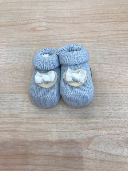 Babbucce Baby Lord in filo celeste con fiocco e cuore