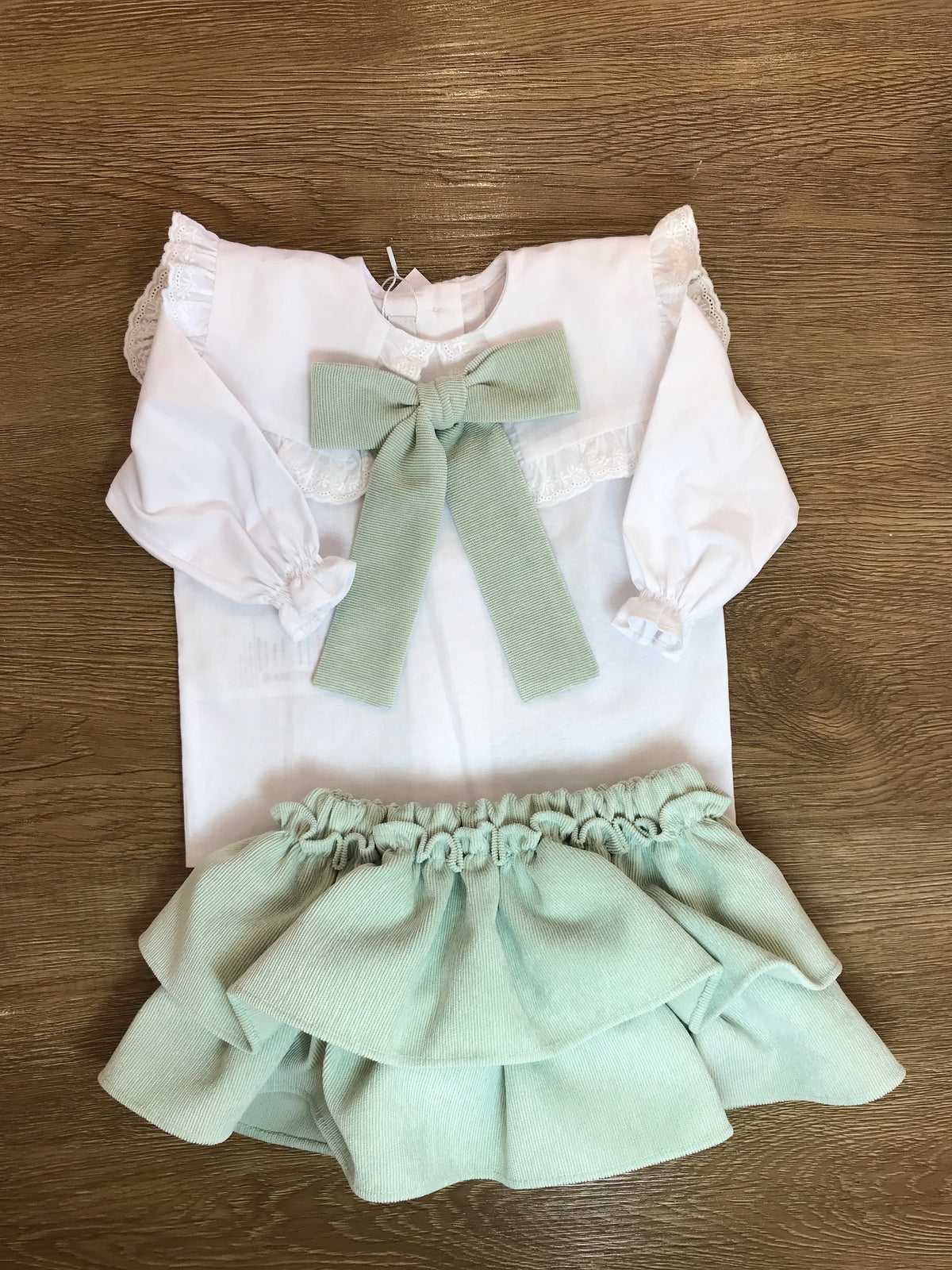 Camicia Fofettes manica lunga con collo con rusche e fiocco in velluto a coste sul davanti