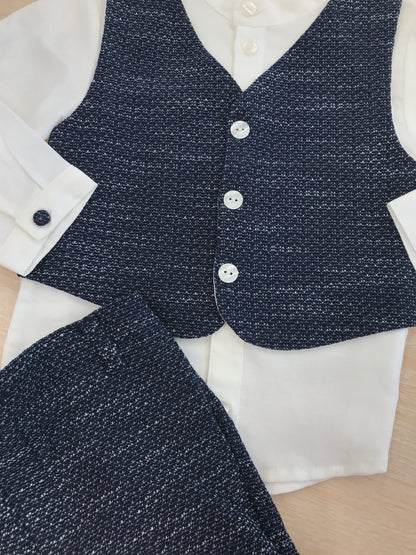 Completo Coccodè bermuda con gilet blu scuro con camicia manica lunga bianca