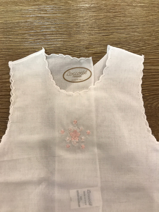 Camicino della fortuna Coccodè in cotone smanicato smerlato con piccola stellina e pois rosa ricamati