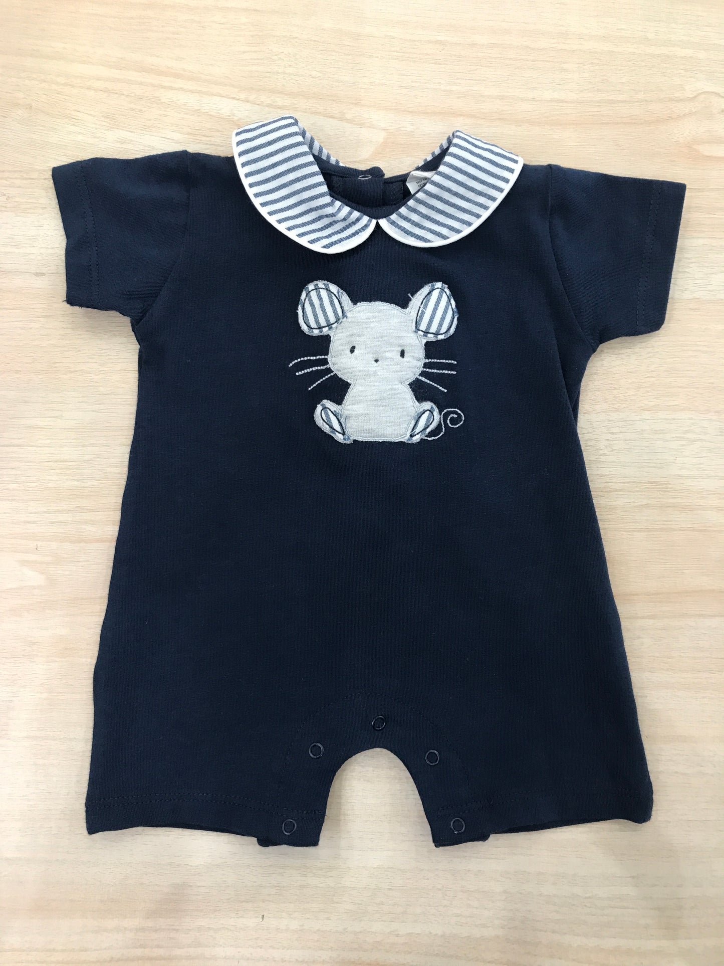 Pagliaccetto Coccodè in cotone blu scuro con collo tondo a righe con topolino applicato sul davanti