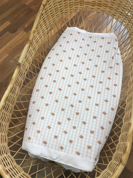 Coperta Nanan in cotone rosa a quadretti con orsetti