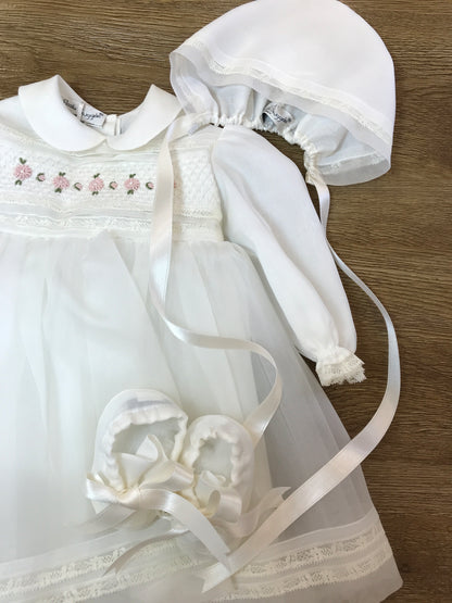 Abito Piccola Giuggiola in organza in seta panna manica lunga gonna con applicazione di valancienne corpetto lavorato con piccoli fiori e valancienne