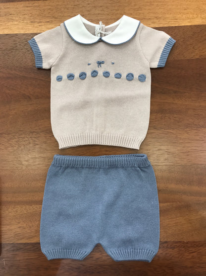 Completo Baby Lord in filo due pezzi tortora e avio con passanastro e fiocco ricamato mezza manica gambina corta