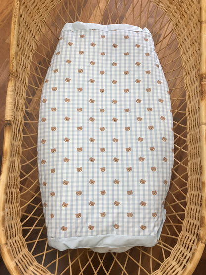 Coperta Nanan in cotone celeste a quadretti con orsetti