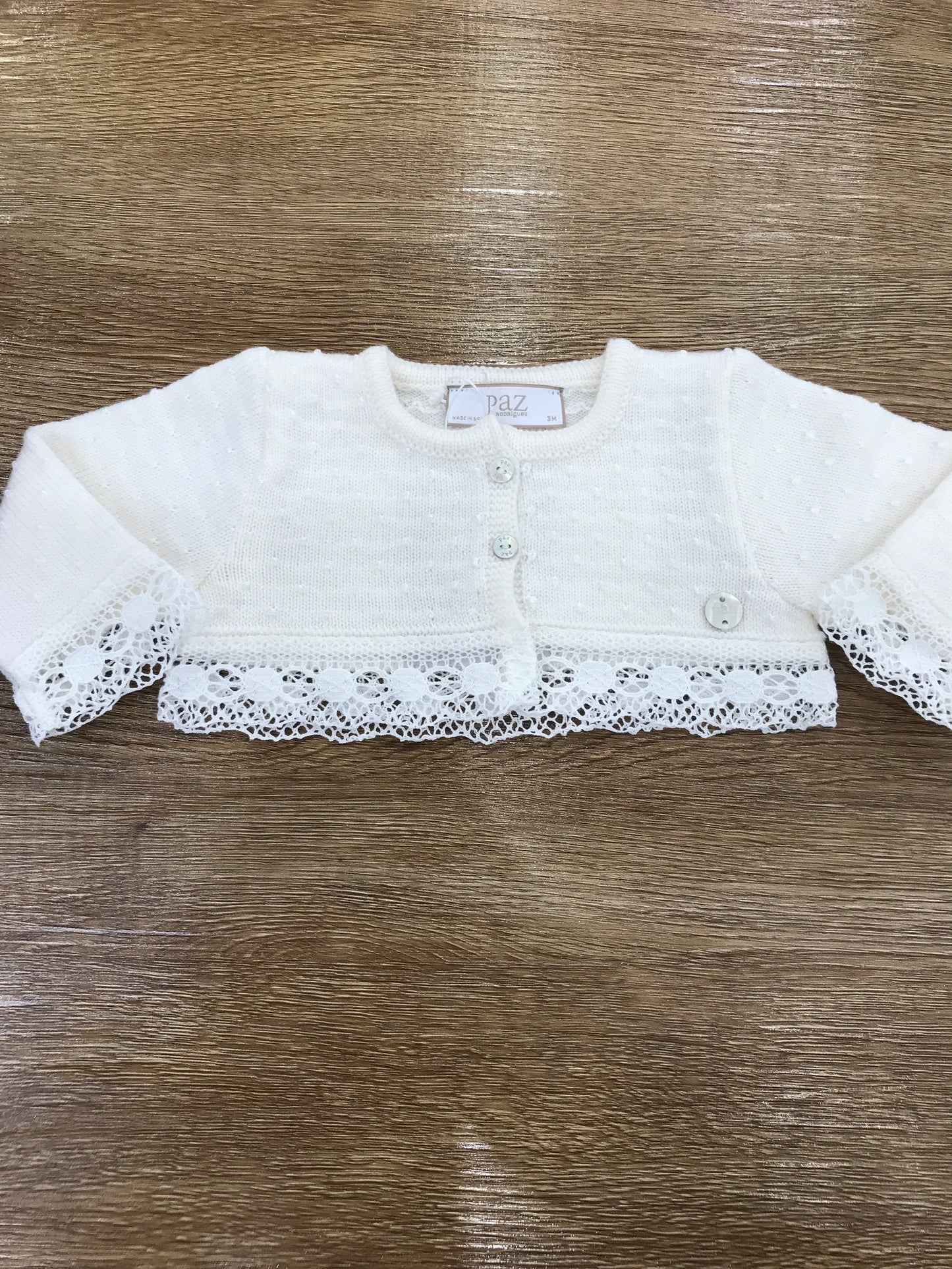 Cardigan Paz Rodriguez in lana panna lavorato con pois in rilievo e pizzo applicato ai bordi