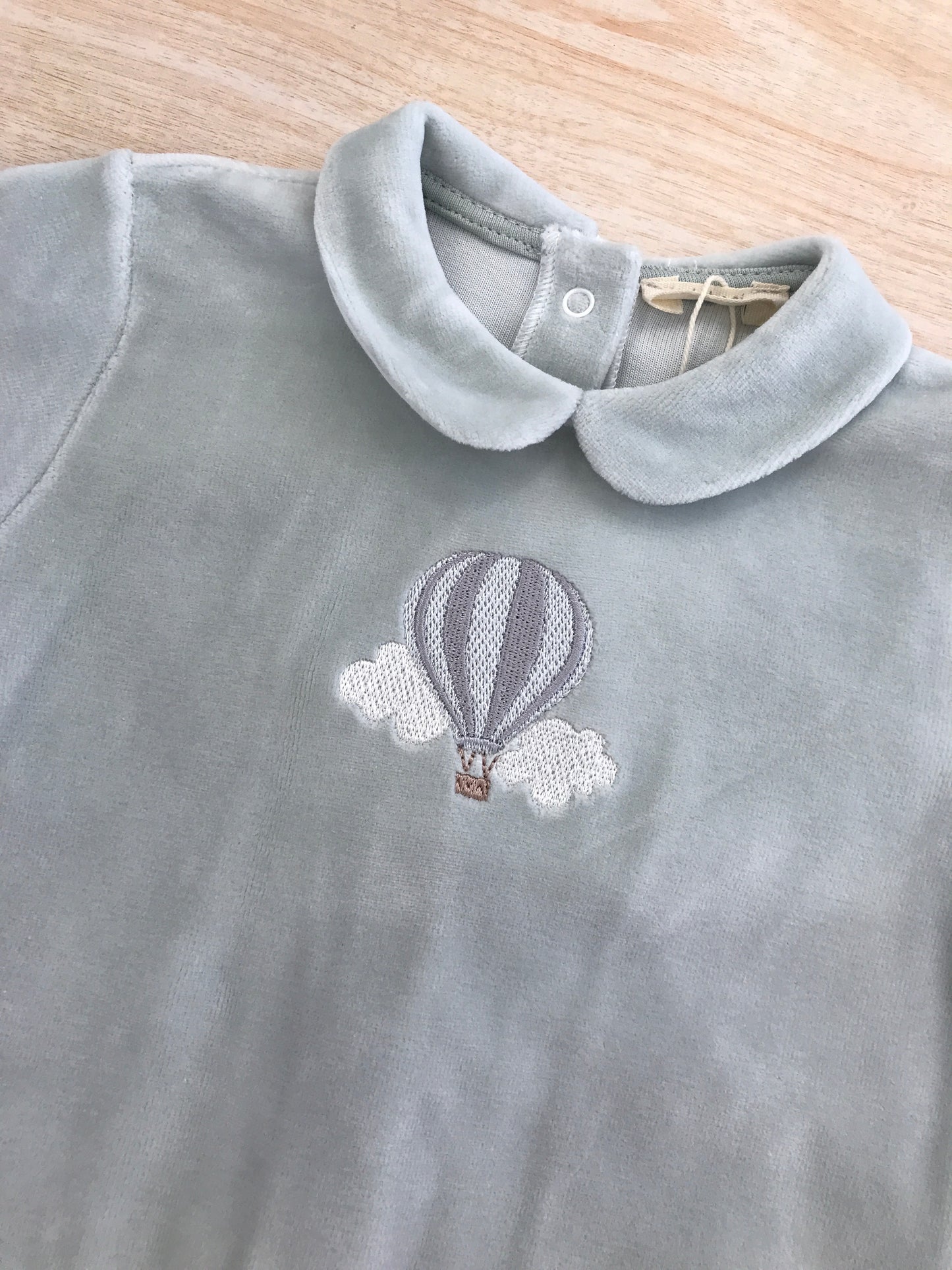 Tutina Baby Gi in ciniglia verde menta intera con mongolfiera
