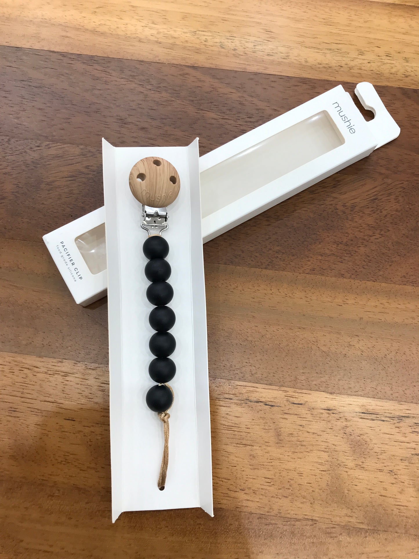 Catenina ciuccio mushie