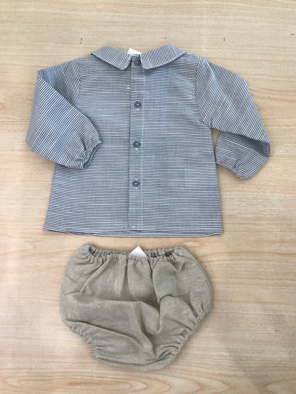 Completo Paloma De La O  in cotone camicia manica lunga con bottoncini sul retro a righe bianche e blu con culotte tortora