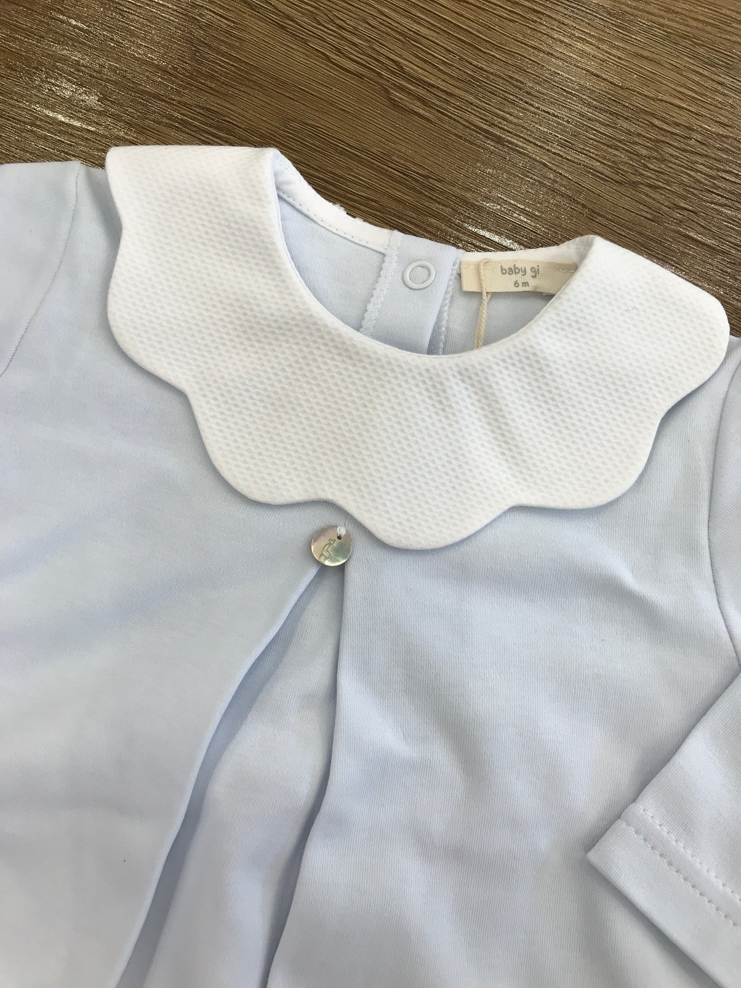Tutina Baby Gi in cotone intera celeste con collo smerlato bianco in piquet