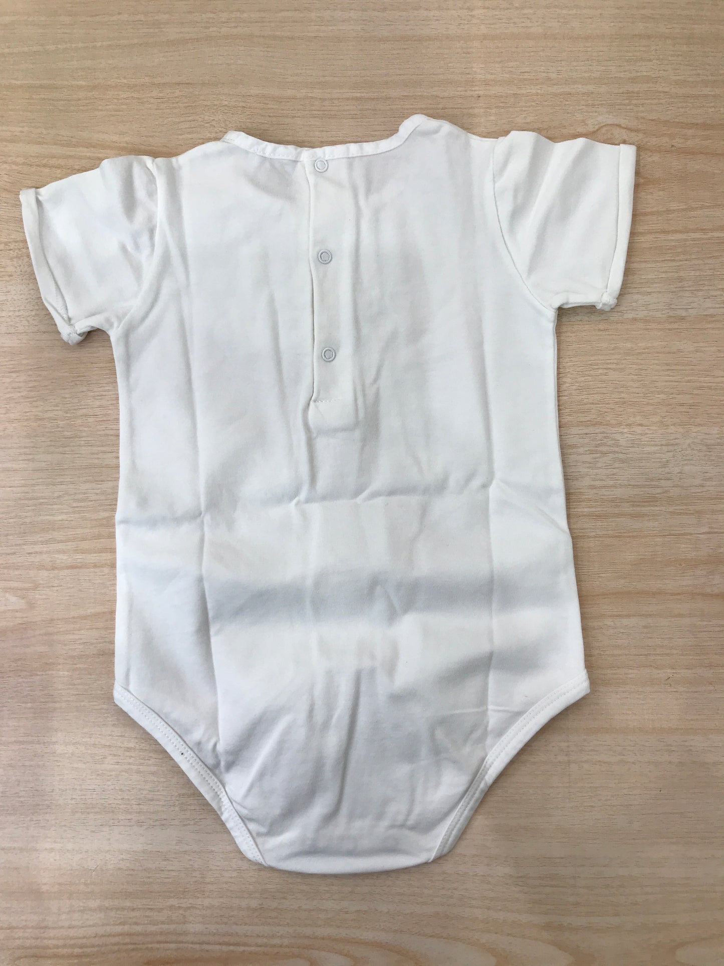 Body Laranjinha in cotone mezza manica con bottoncino sul davanti