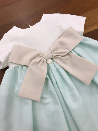 Abito Le Bebè in taffettà gonna verde acqua con corpetto bianco mezza manica con fiocco tortora con zip sul retro