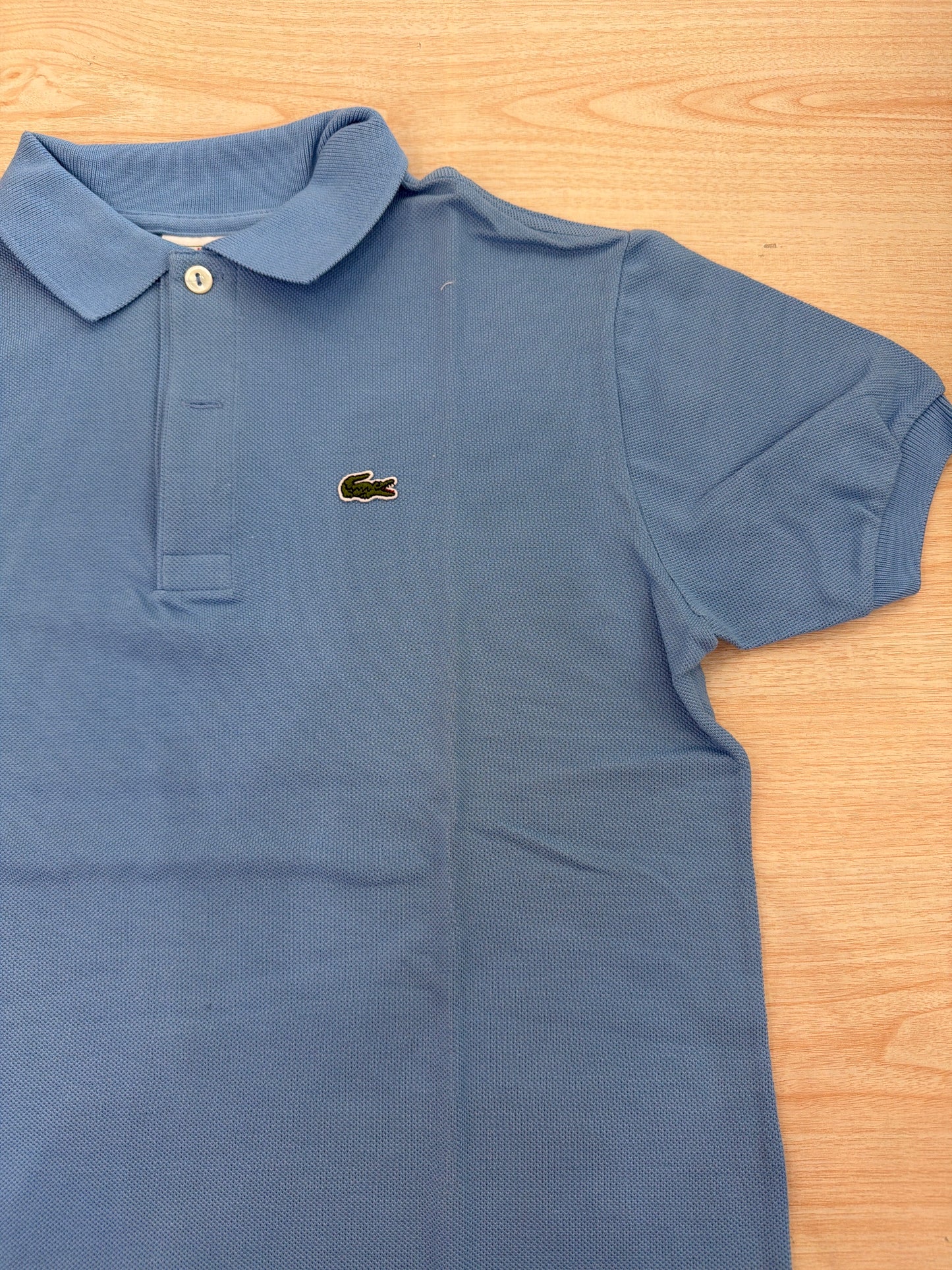 Polo Lacoste in cotone mezza manica con bottoncini e logo ricamato lateralmente unisex