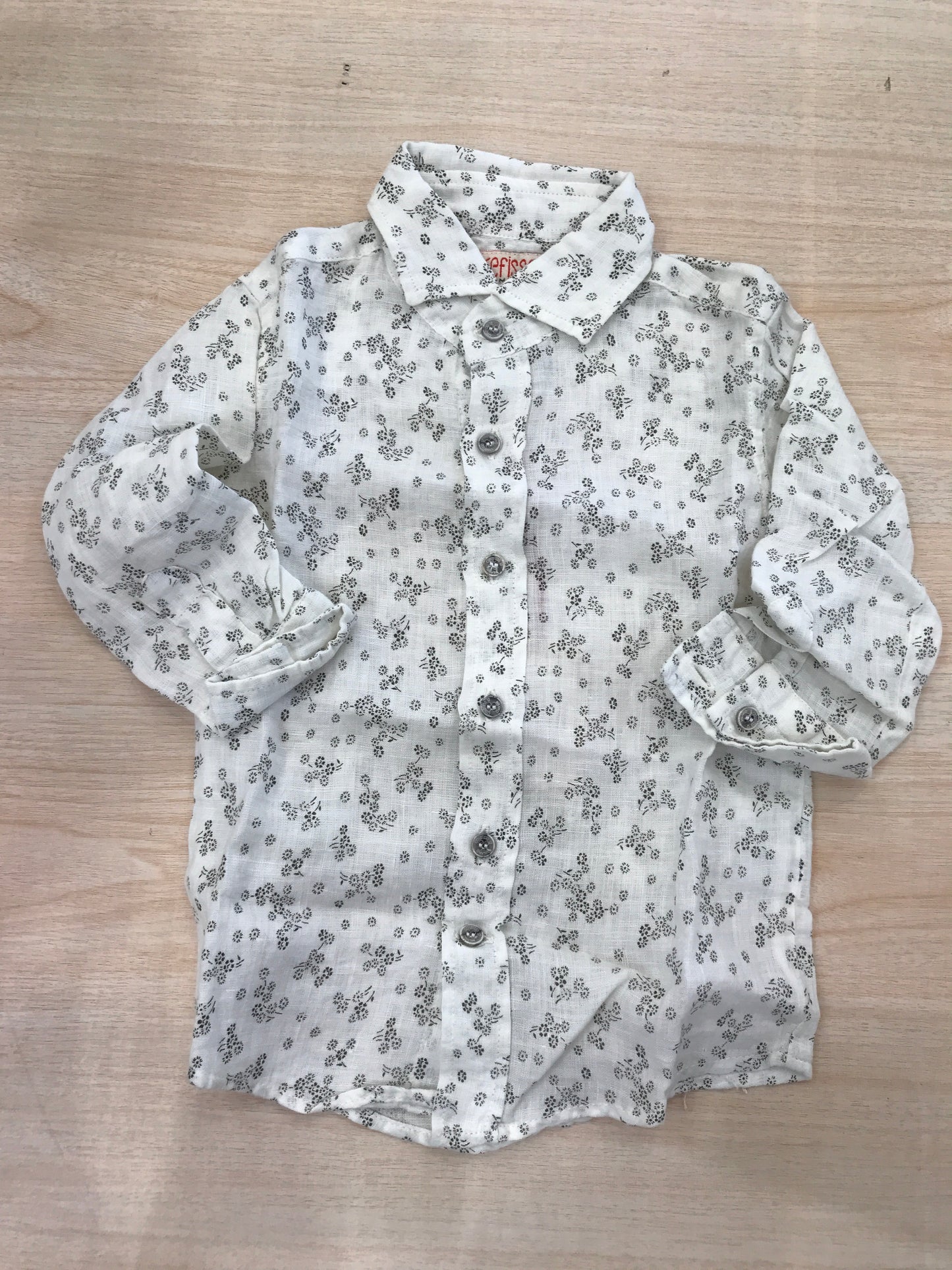 Camicia Croce Fisso Milano in lino manica lunga con collo a punta e piccole fantasie floreali