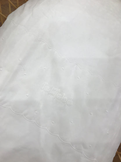 Coperta Le Bebè in caldo cotone bianca con dettagli centrale