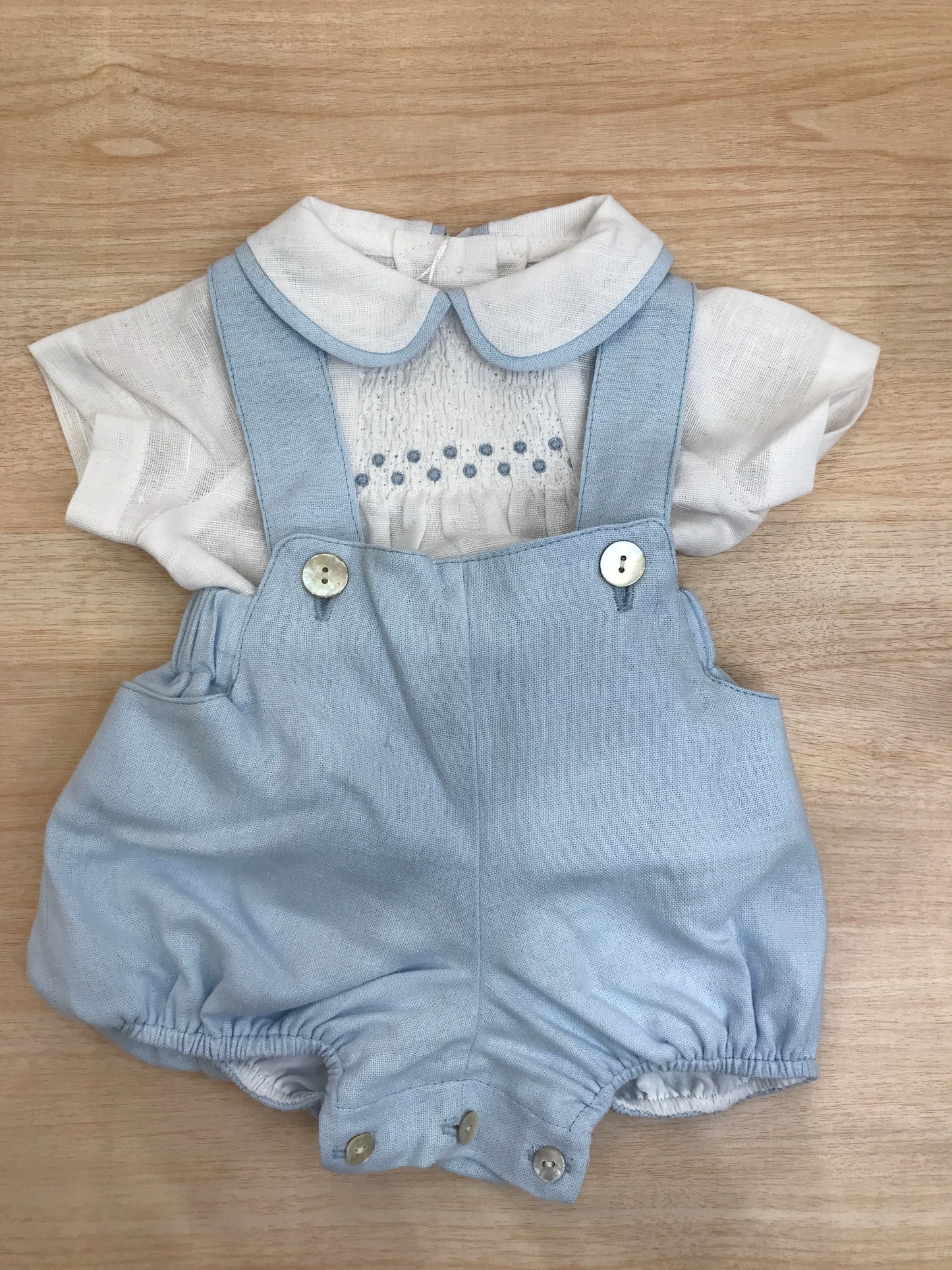 Completo Fofettes in cotone salopette con bretelle e camicia mezza manica con profilo e lavorazione di punto smock