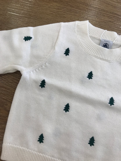 Maglioncino Petit Bateau color panna con piccoli alberelli verdi ricamati con due bottoncini laterali