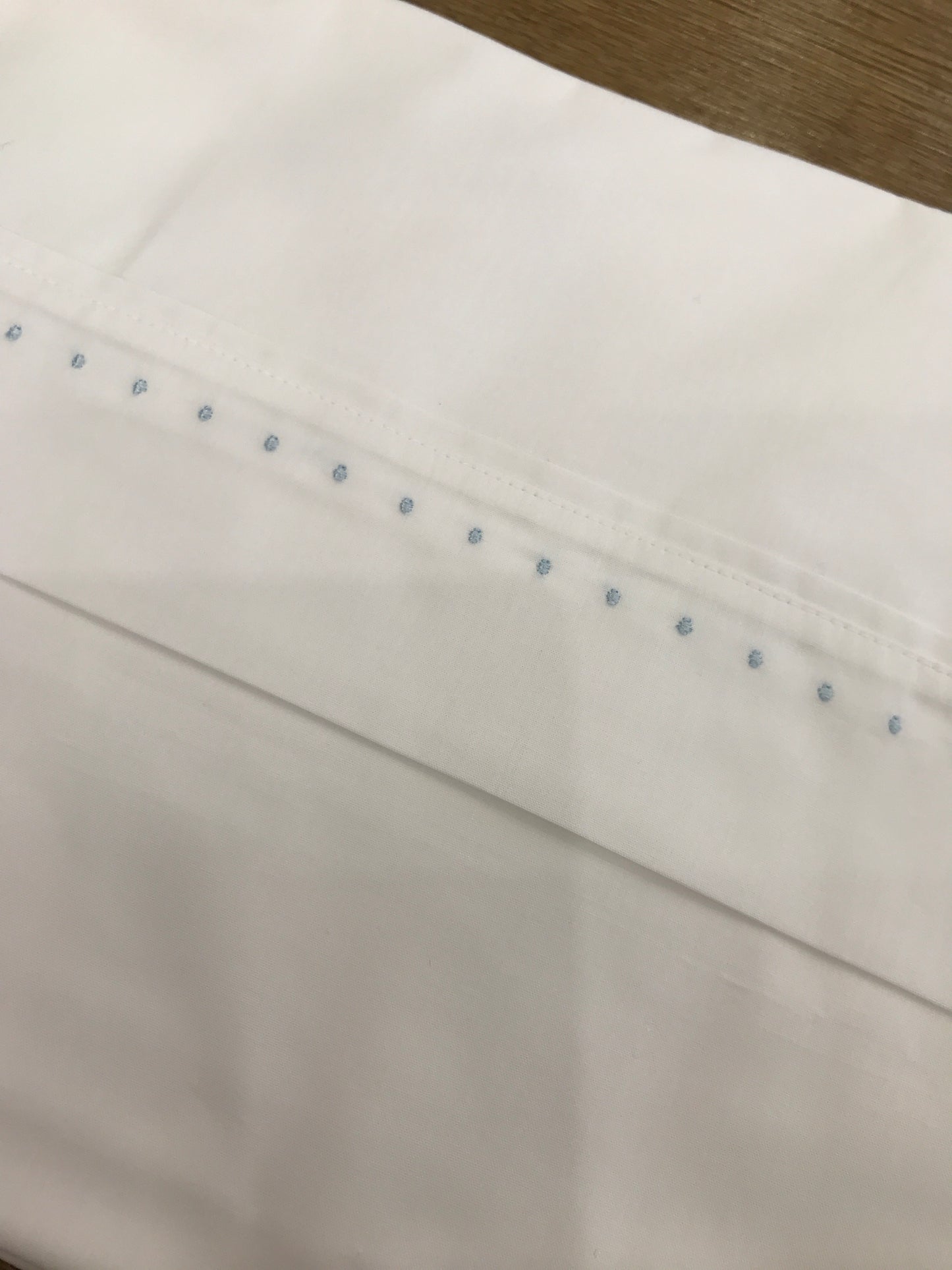 Lenzuola Baby Gi in cotone da lettino con pois celesti