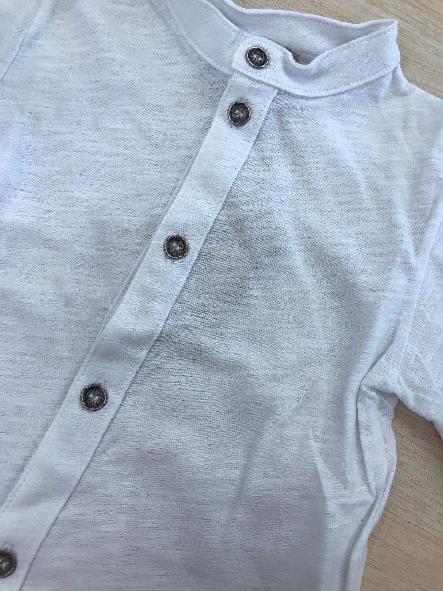 Camicia Maperò in cotone bianca manica lunga con bottoncini sul davanti